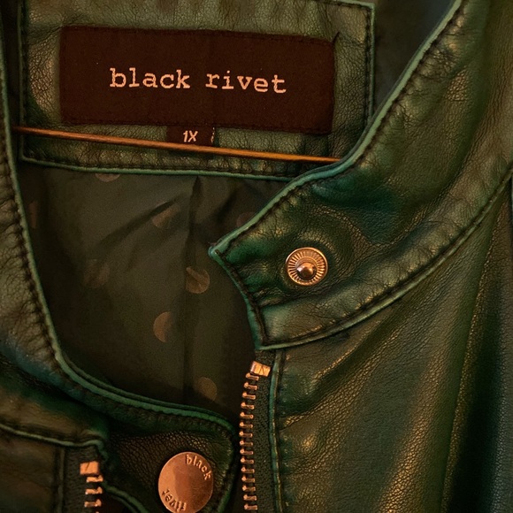 Jacket - Picture 2 of 4